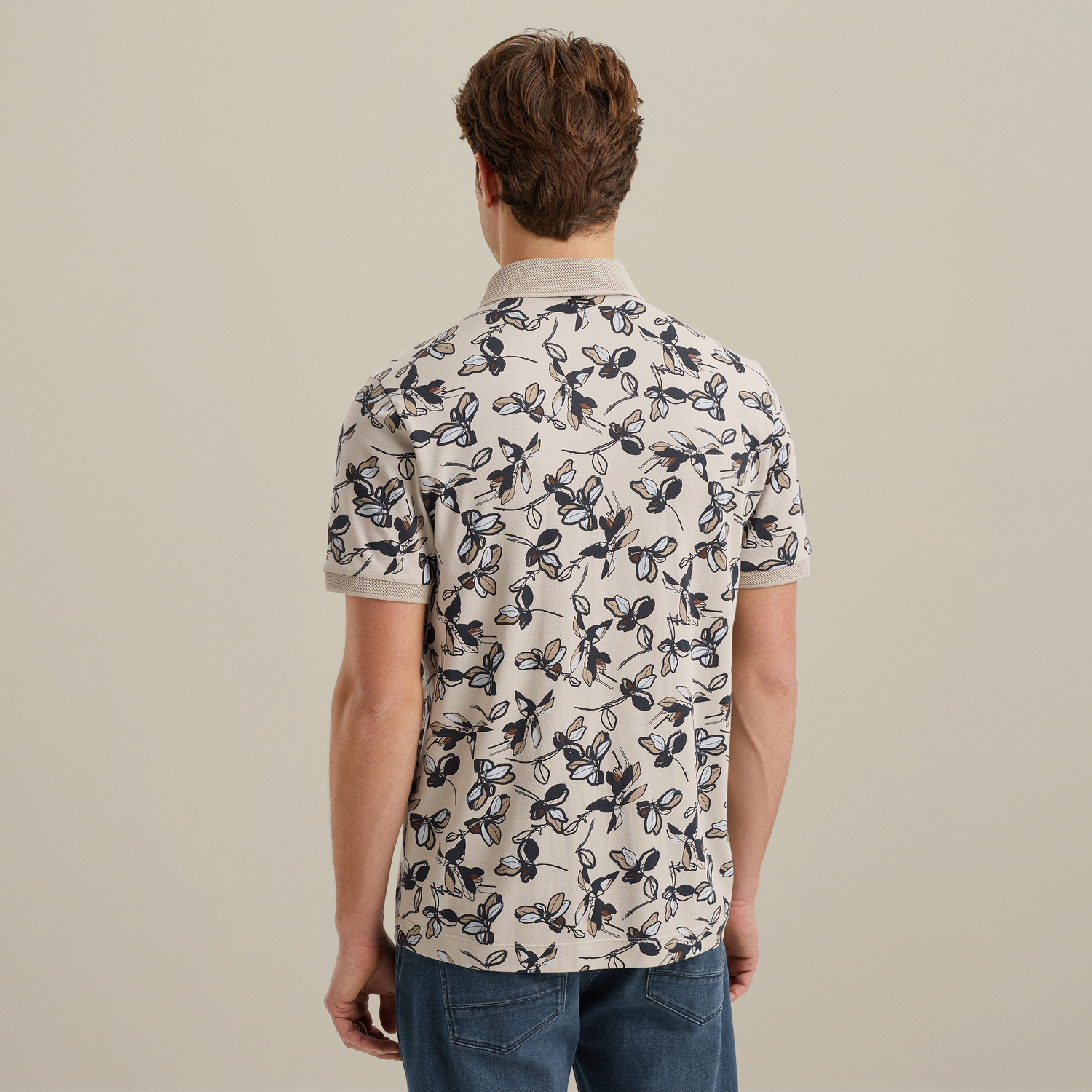 VPSS2505881-7074_model_3.jpg
