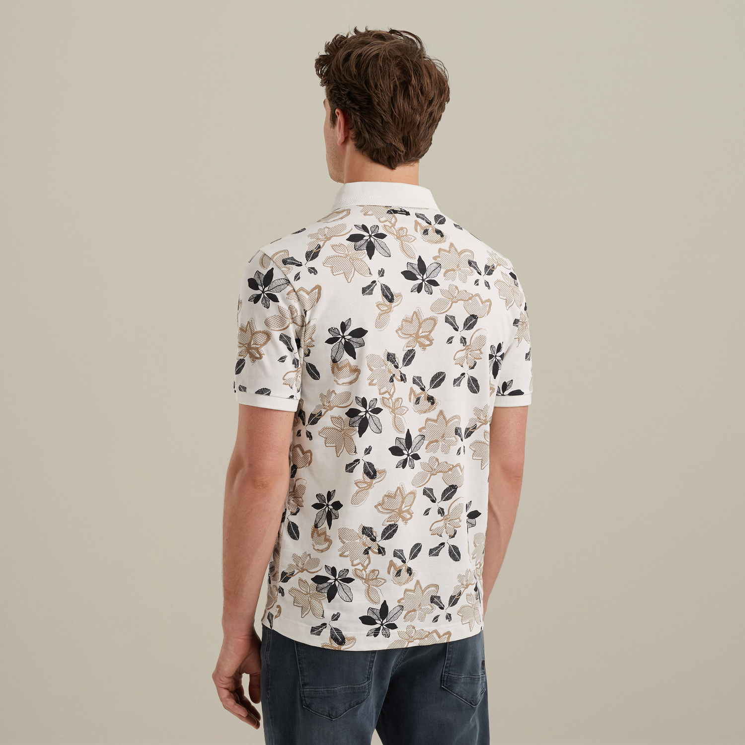 VPSS2504855-7004_model_3.jpg