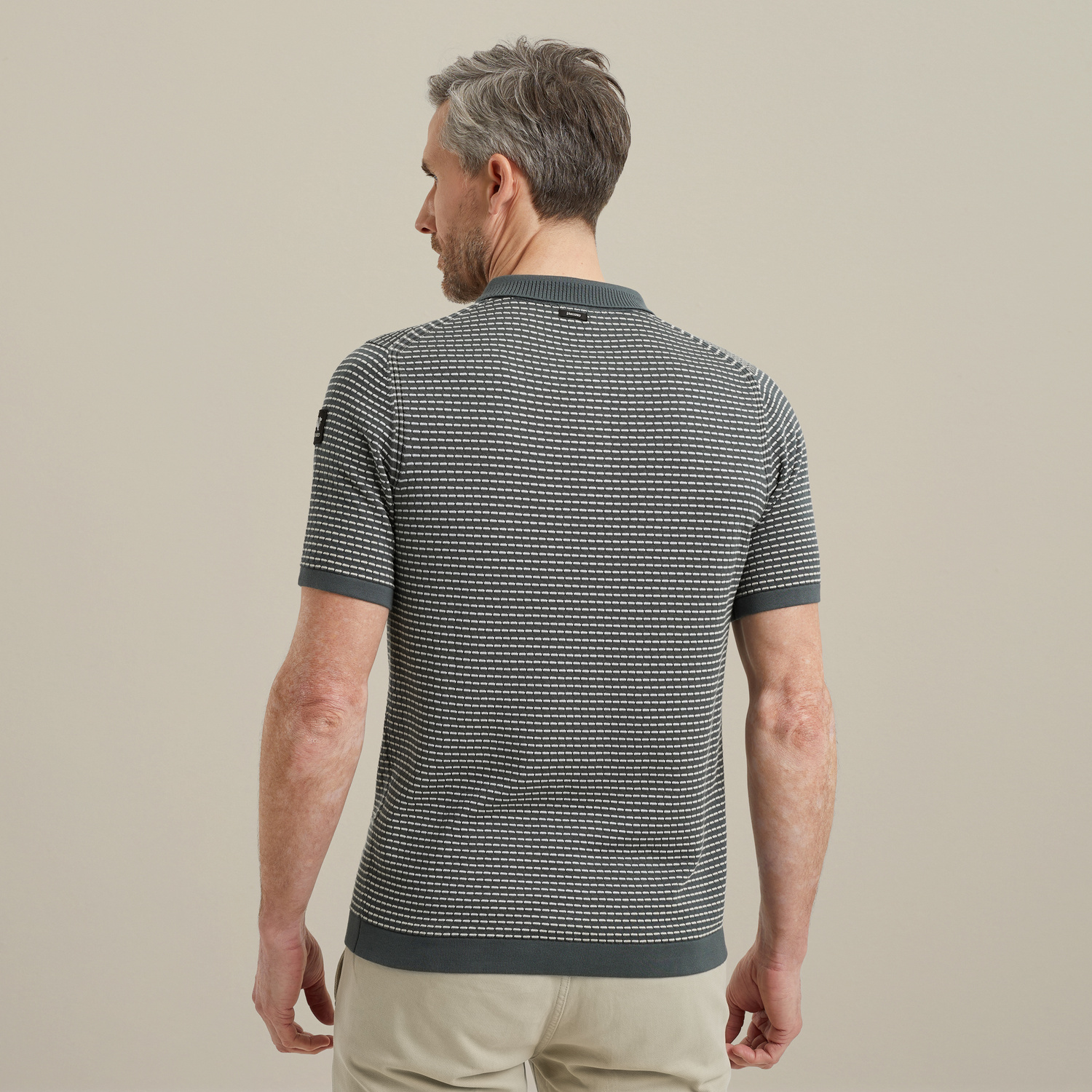 VPSS2504860-9076_model_3.jpg