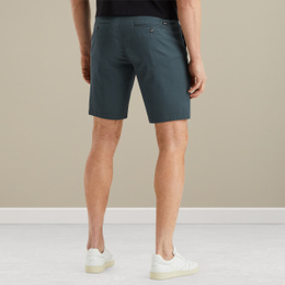 VSH2504668-9076_model_3.jpg