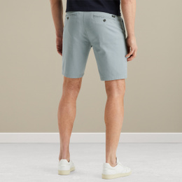 VSH2504668-5123_model_3.jpg