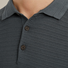 VPSS2504854-9076_model_4.jpg