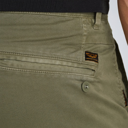 PSH2504663-6149_model_4.jpg