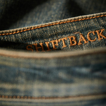 SHIFTBACK JEANS