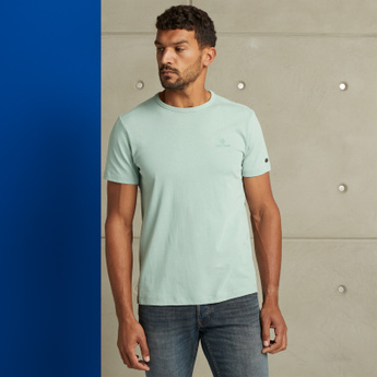 T-shirt in 100% cotton slub jersey